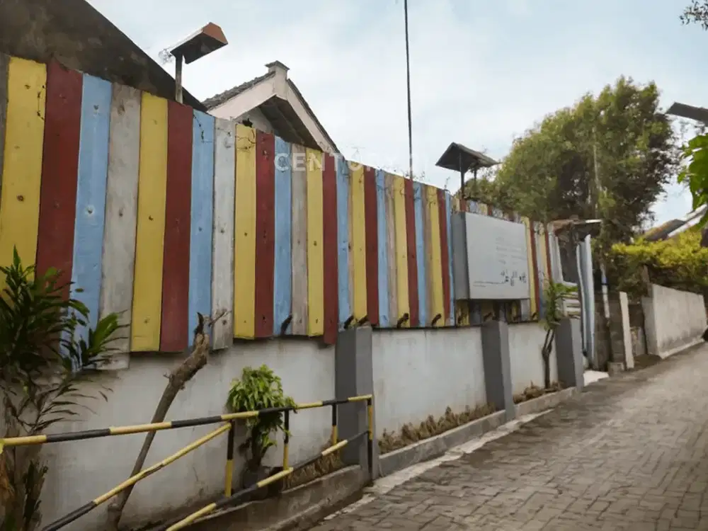 Rumah Di Jalan Kaliurang Dekat UGM Cocok Untuk Bisnis Kos