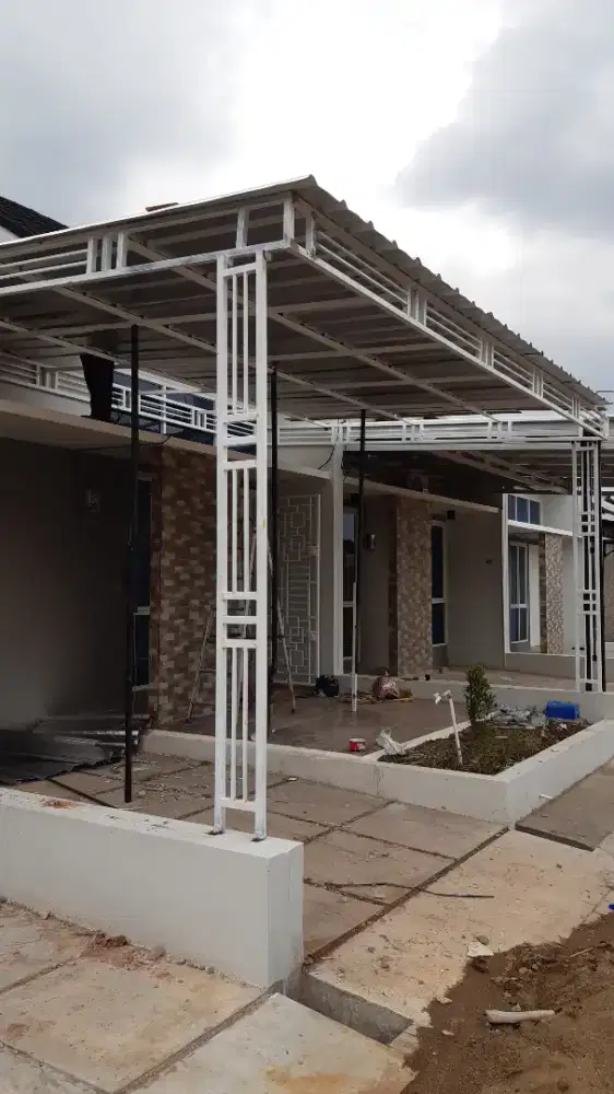 Kanopi besi minimalis