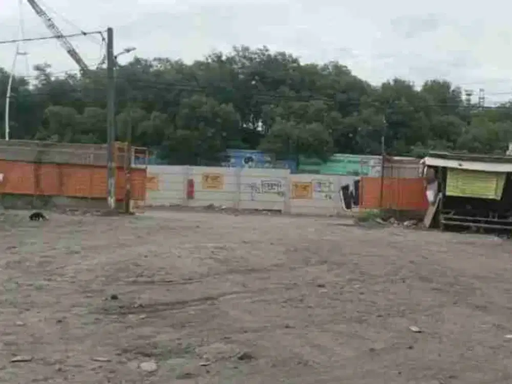 Disewakan lahan untuk pool kendaraan berat/alat berat di Tanjung Priuk  Jakarta