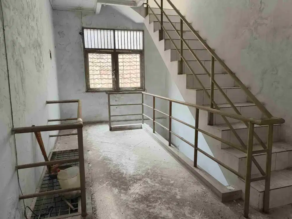 rumah jembatan lima raya