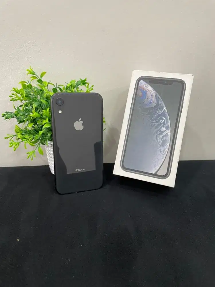 IPhone XR 64GB Black mulus Fullset BH 91% 3Utool 100 Sinyal Permanent