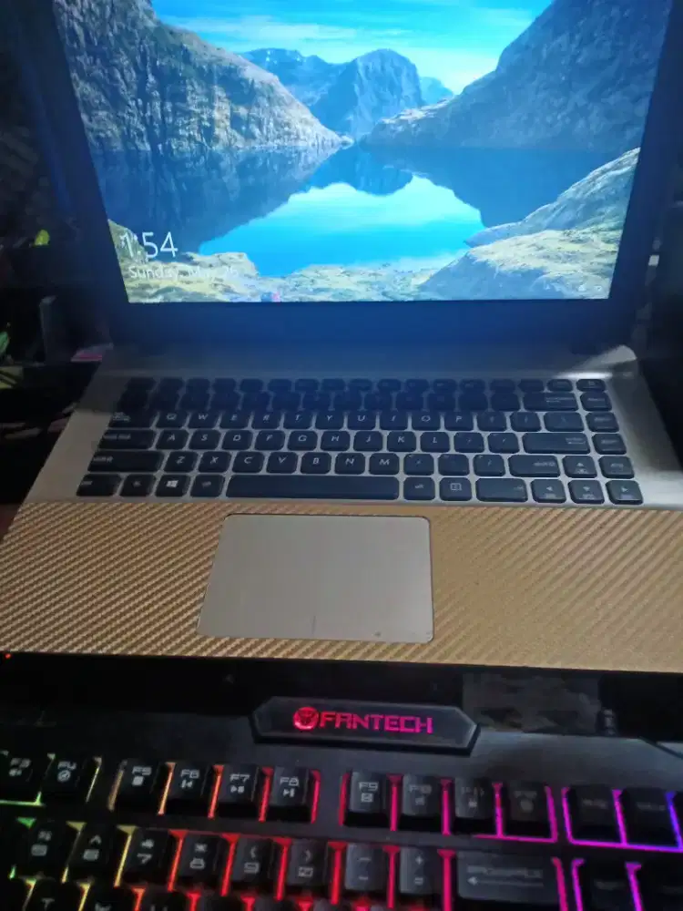 laptop asus type X441N