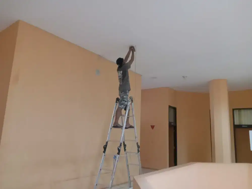 mencari pekerjaan dengan basic maintenance atau teknisi listrik