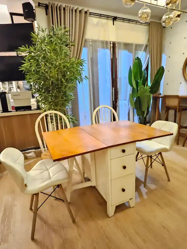 Meja makan set duco + 4 kursi cantik