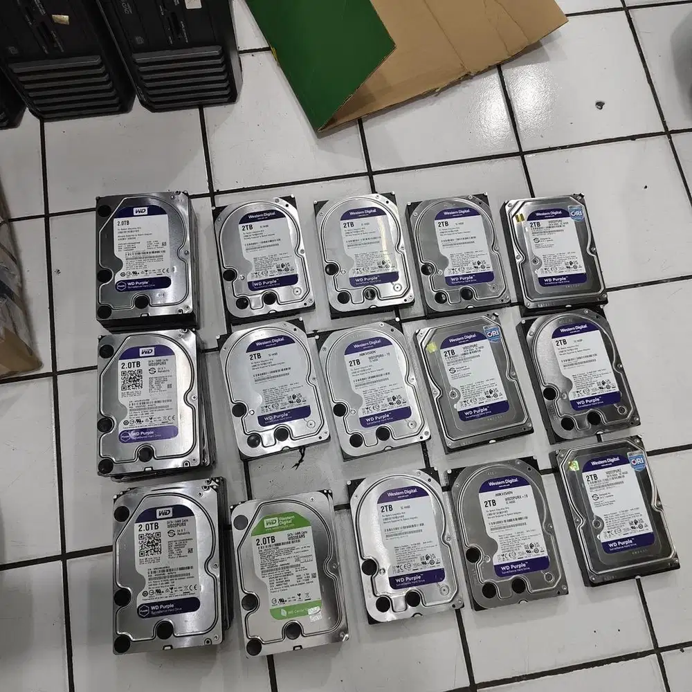 Menerima beli all in one komputer dan monitor