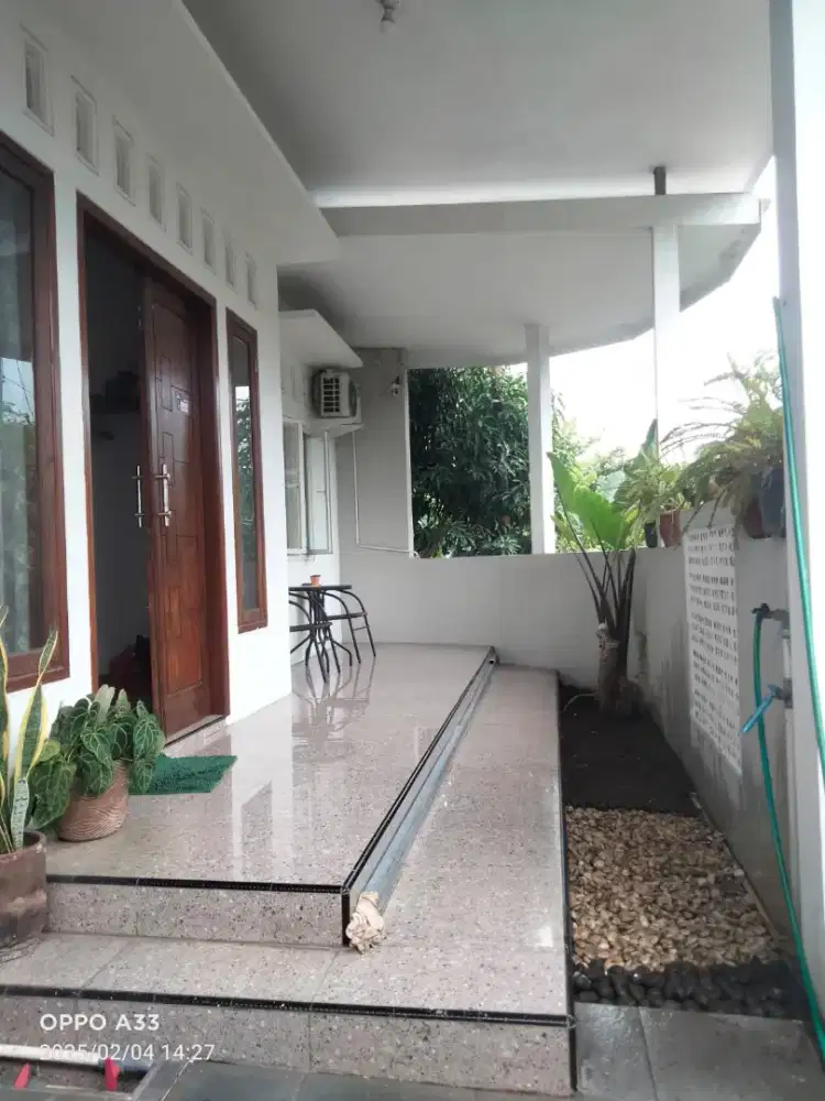 Di jual rumah hook puri indah sidoarjo bonus AC bebas banjir one gate