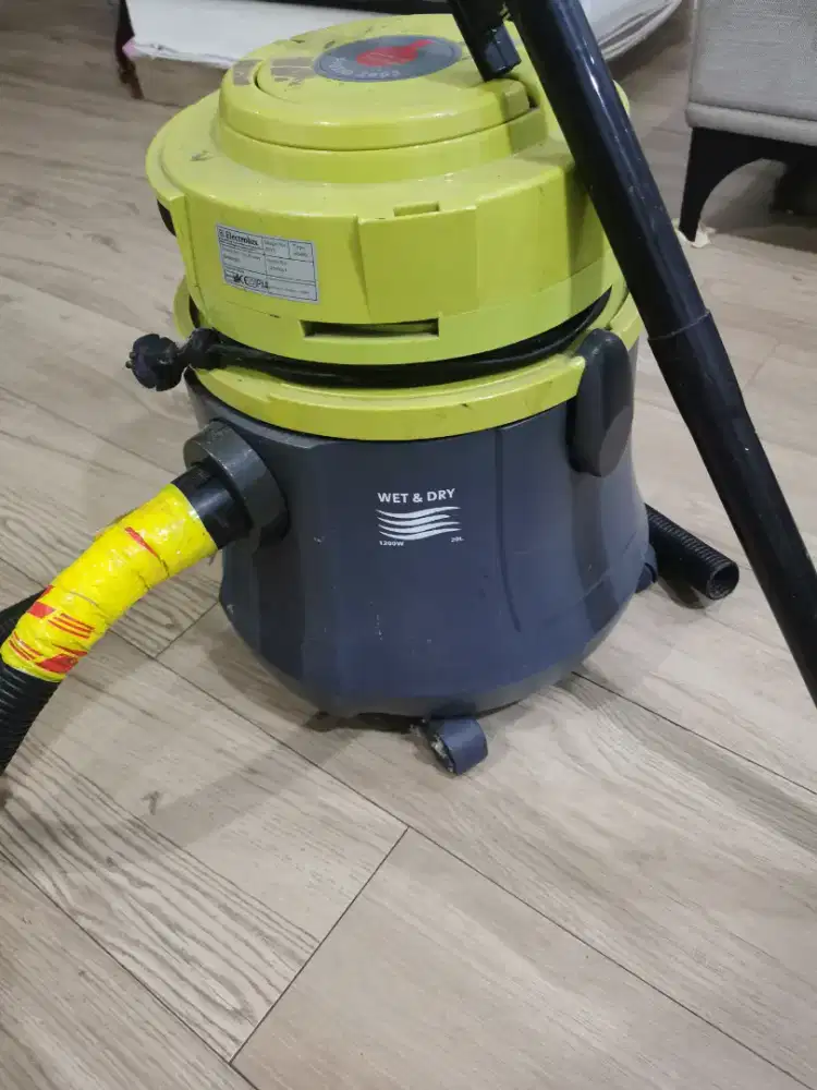 Vacuum Cleaner Electrolux Flexio Z803