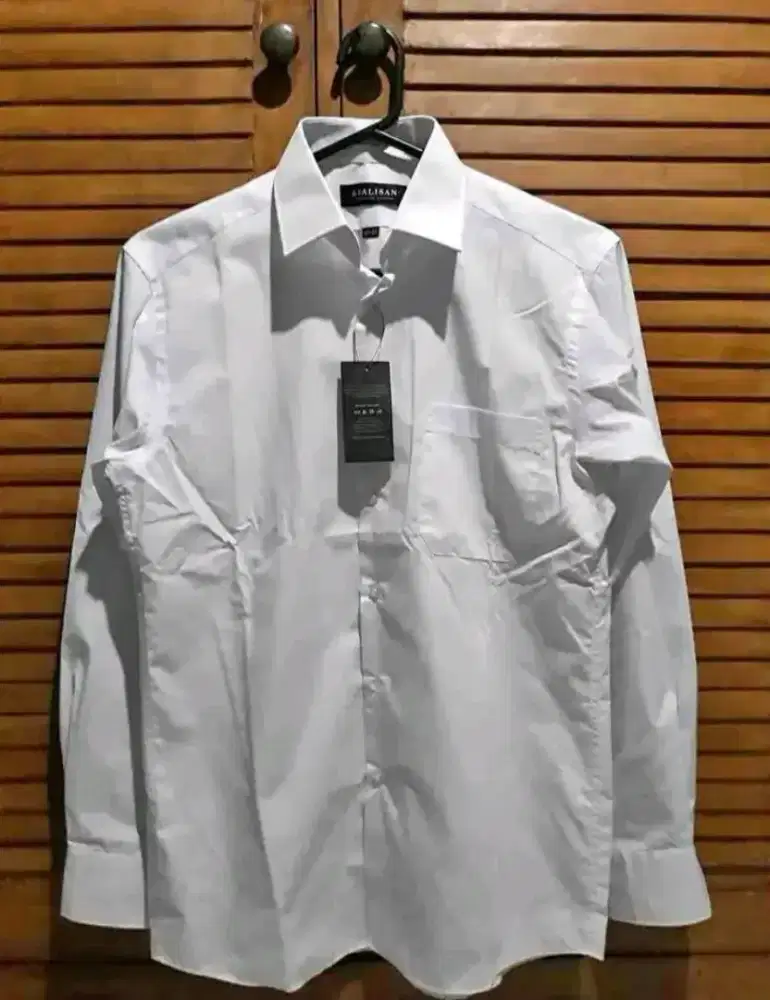 kemeja Putih Alisan