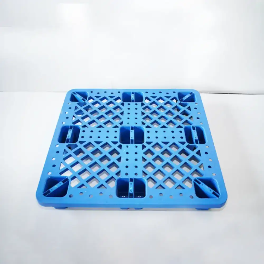 Palet plastik 105x105x14cm // pallet plastic 9 feet