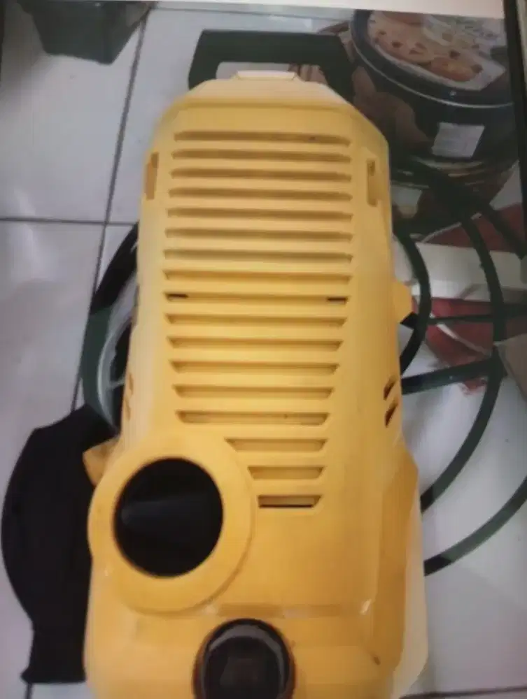 Alat pencuci motor/ mobil