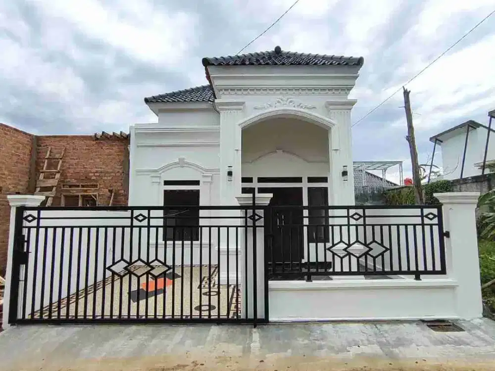 DI JUAL RUMAH MEWAH DEKAT MBK ASOKA CLUSTER