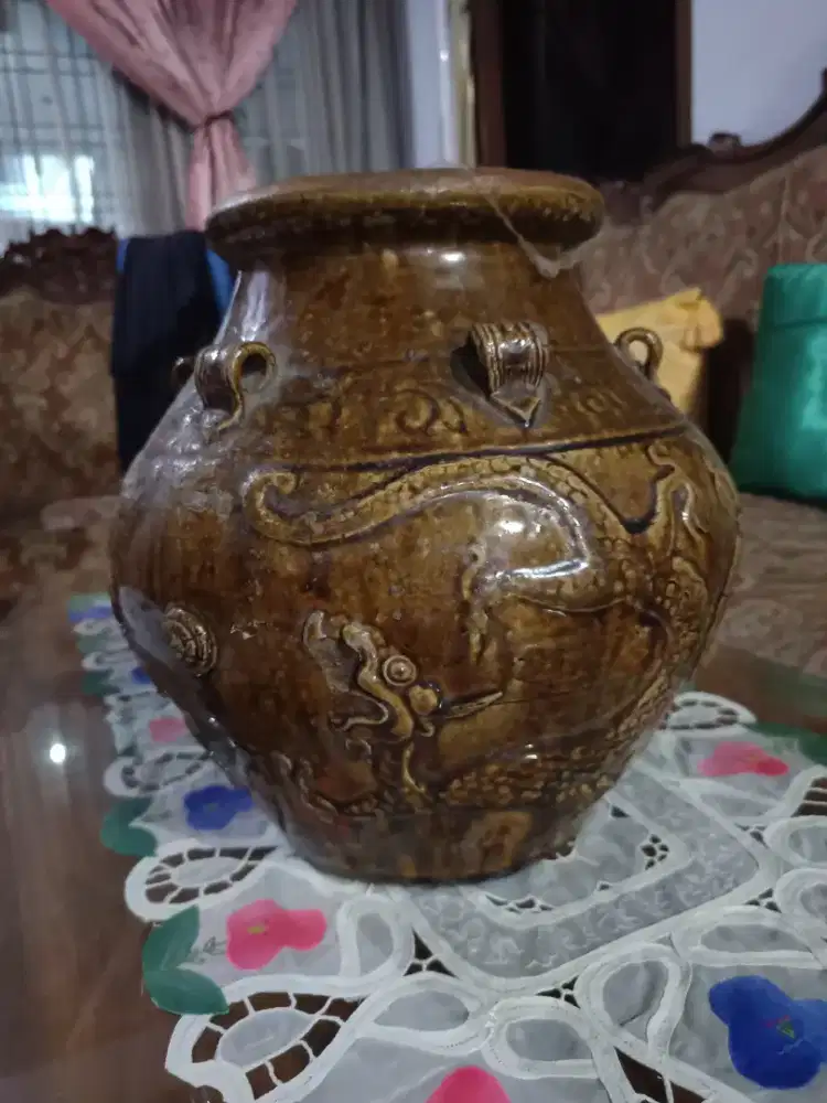 Guji antik / dari kalimntan