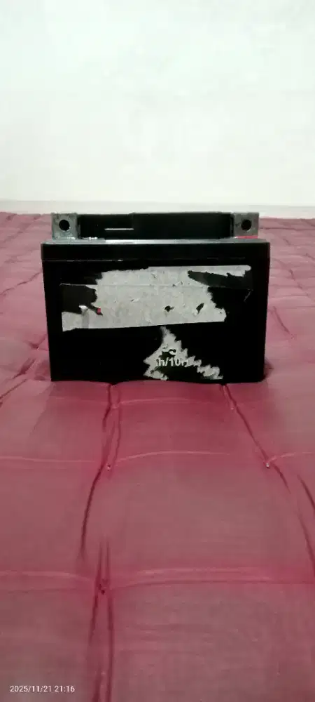 Aki bekas motor fino