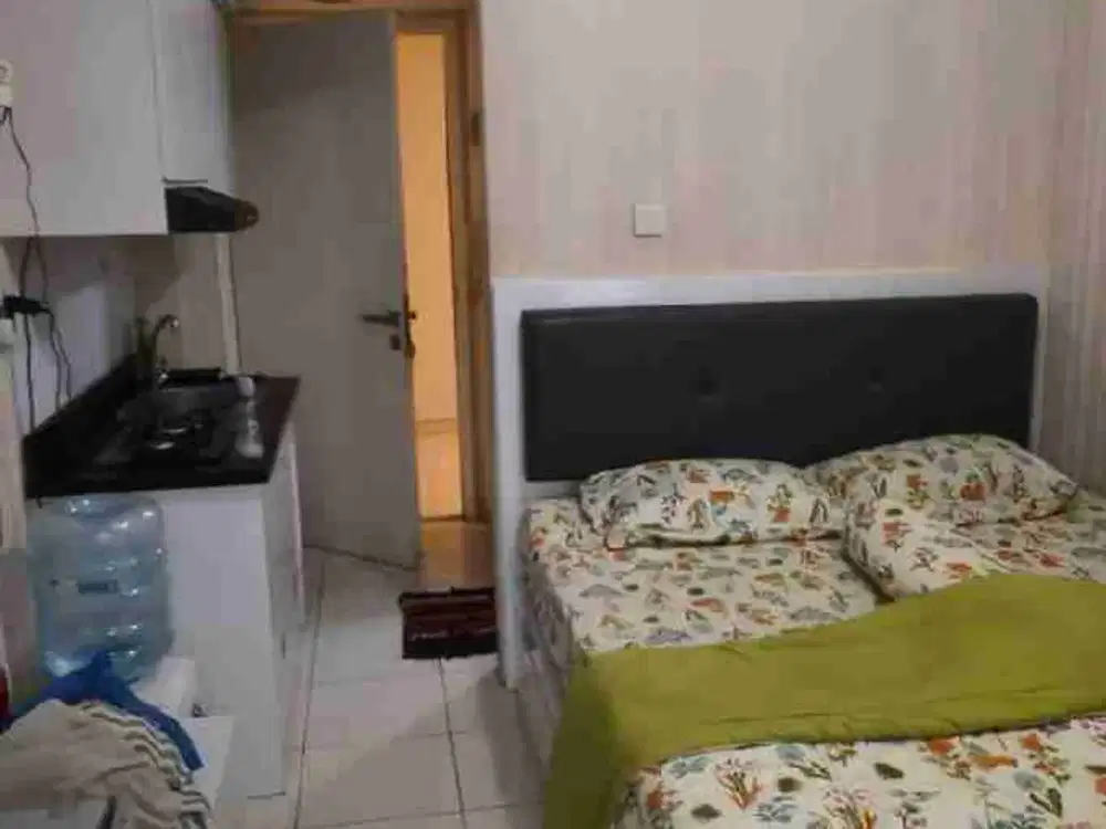 sewa studio full furnished apartment springlake Summarecon Bekasi utara.