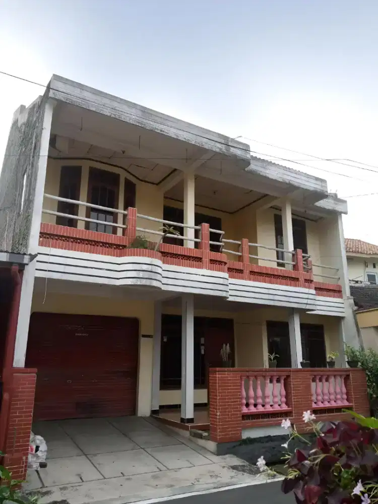 Rumah dijual di UNGARAN