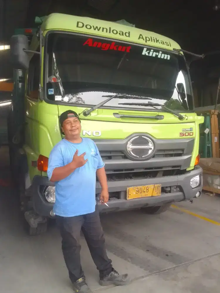 Cari kerja Drevr mobil barang