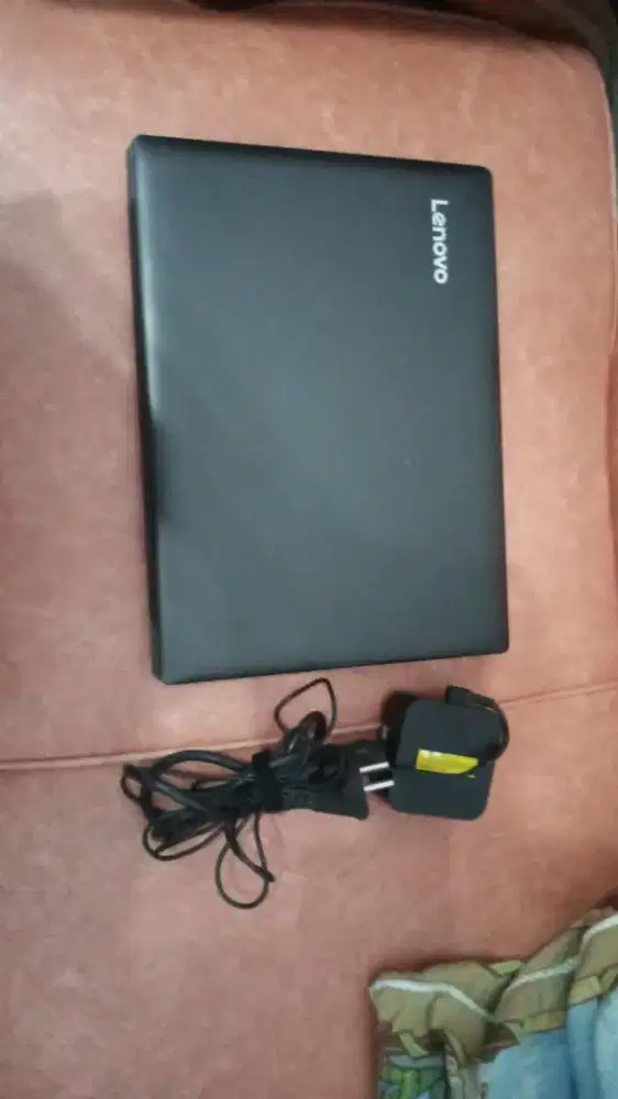 laptop Lenovo amd a4 ddr4 4gb SSD 128