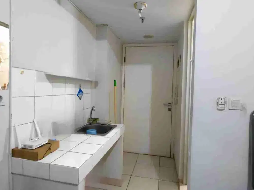 sewa studio kosongan apartemen springlake Summarecon Bekasi utara