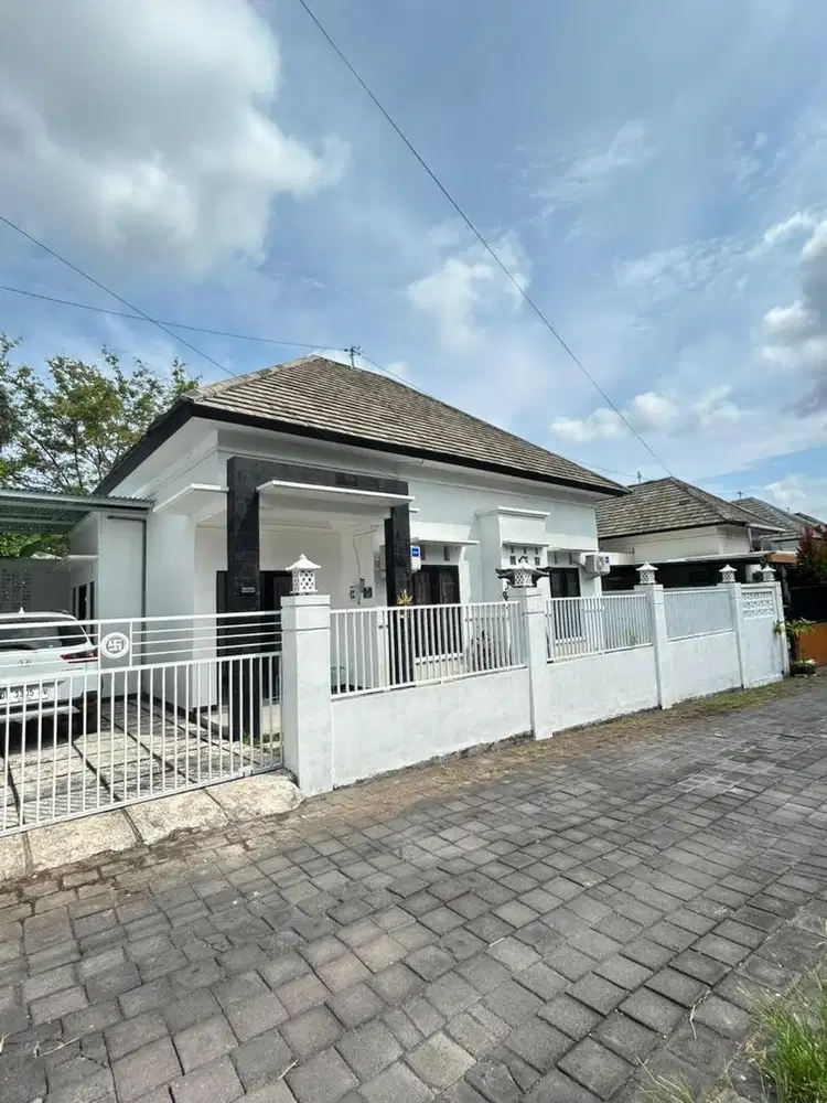 Dikontrakkan Rumah Tinggal Lantai 1