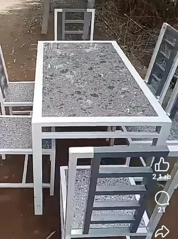 Furniture Meja Makan Minimalis Full Besi