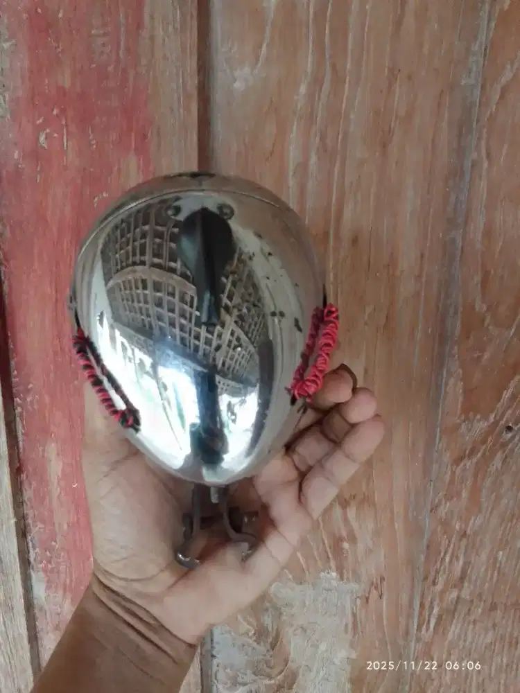 Lampu sepeda onthel kuno Mellas Jumbo