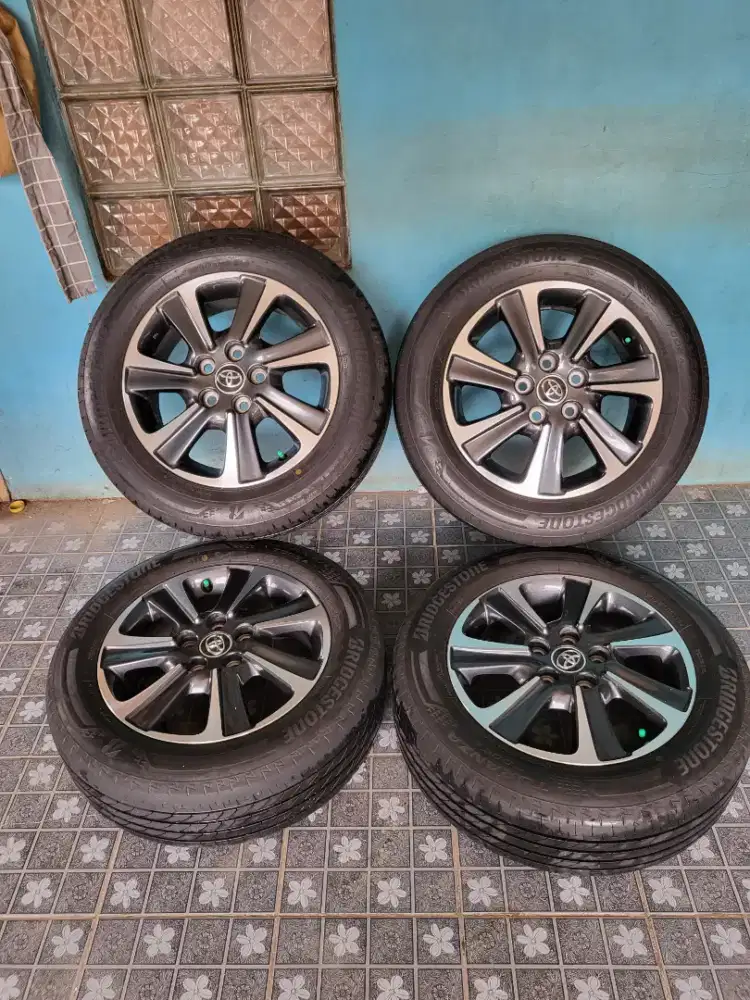 Velg&amp;ban toyota voxy original