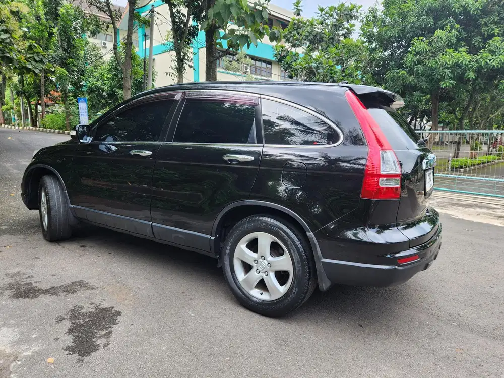 Honda CR-V 2010 Bensin