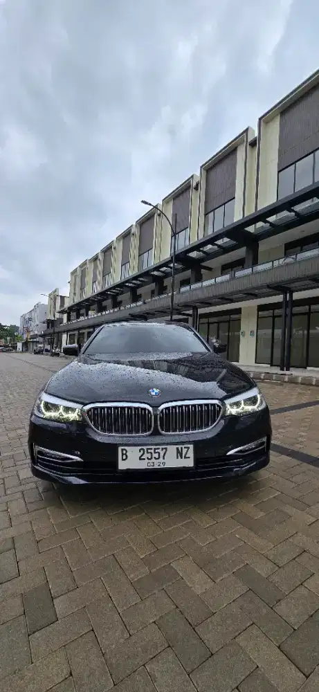 BMW 520i  2018  G30