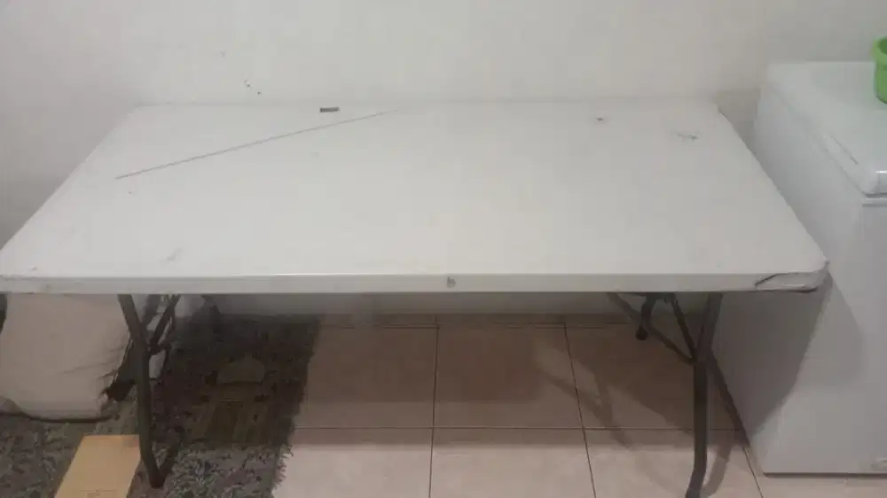 Dijual Meja Lipat Merek KRISBON