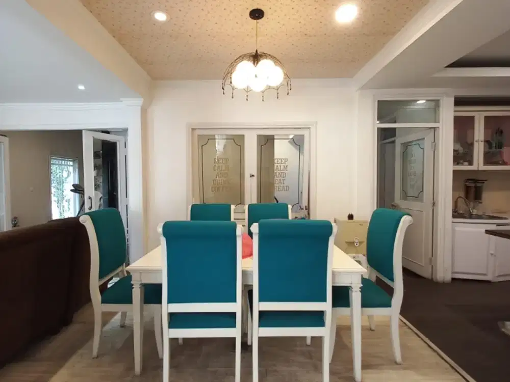 Rumah Keren Kota Baru Parahyangan Full Furnish