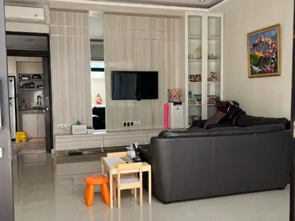 Rumah Keren di Singgasana Mekarwangi

Semi Furnish