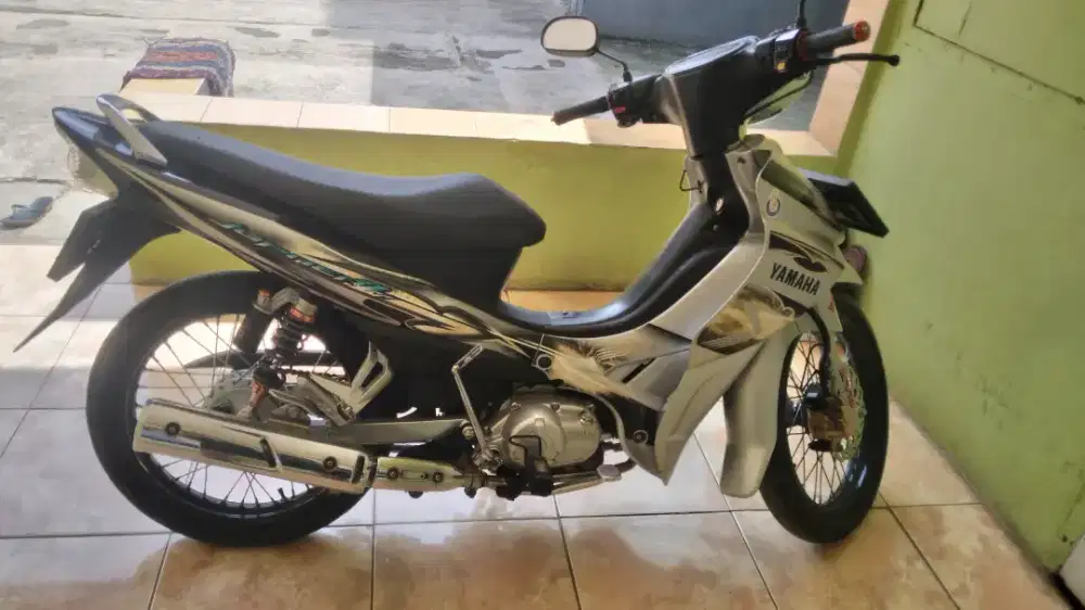 Jual motor yamaha jupirer z