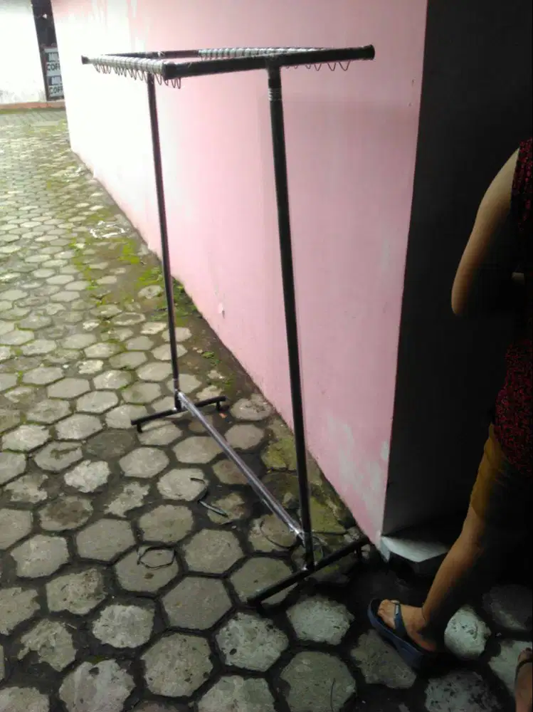 jemuran 2 garis besi