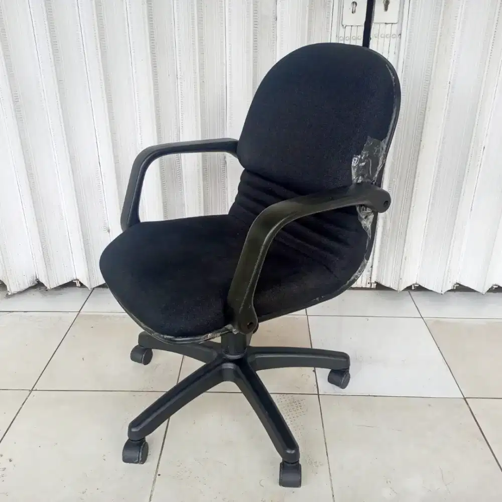 Kursi Kantor/Belajar Hidrolik Indachi Warna Hitam - Hydraulic Chair