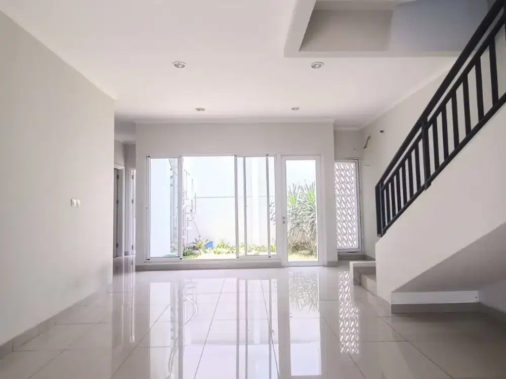 Dijual Rumah di Summarecon Bandung Sudah Renovasi