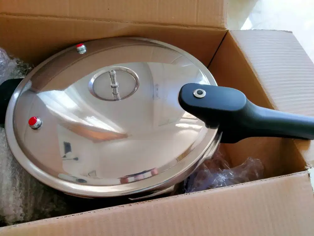 Panci Presto merk Moegen 12L