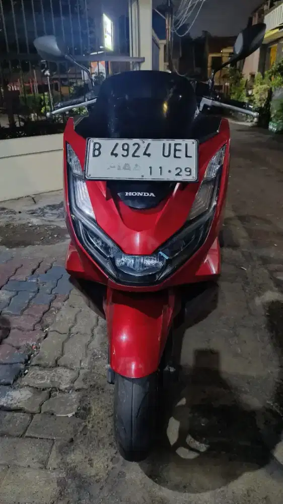 PCX 160 CBS B DKI good condition