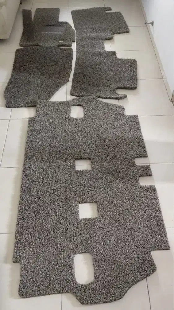 KARPET MOBIL MIE BIHUN FULL SET BEKAS