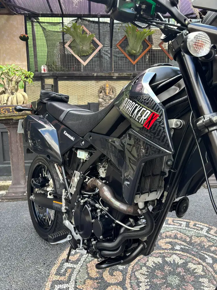 D-tracker 250 x asli bali tahun 2023