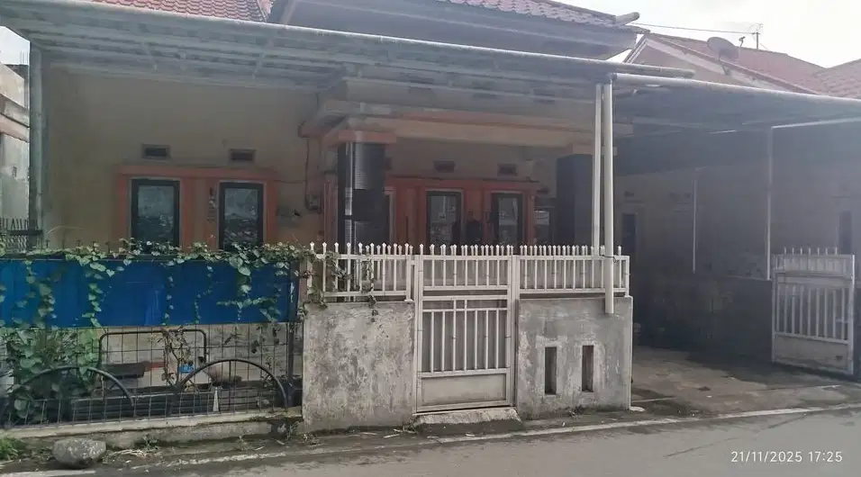 Rumah Lancar PDAM, Pagar Tinggi, Full Canopy, Ruang Sholat