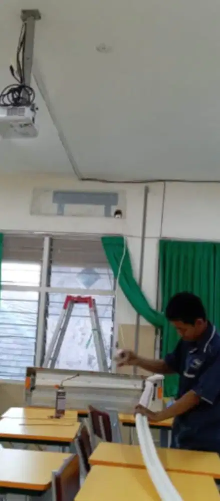 Cuci AC, Tambah Freon, Perbaikan – Teknisi Berpengalaman