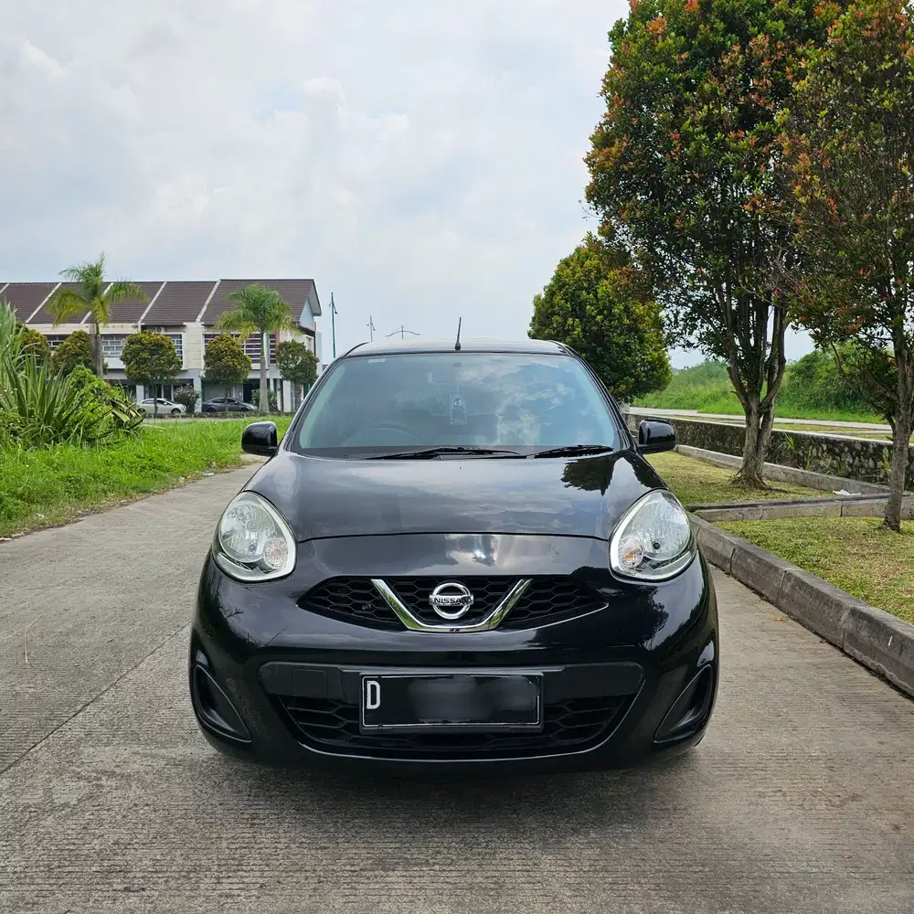 Nissan March L 2015 Matic