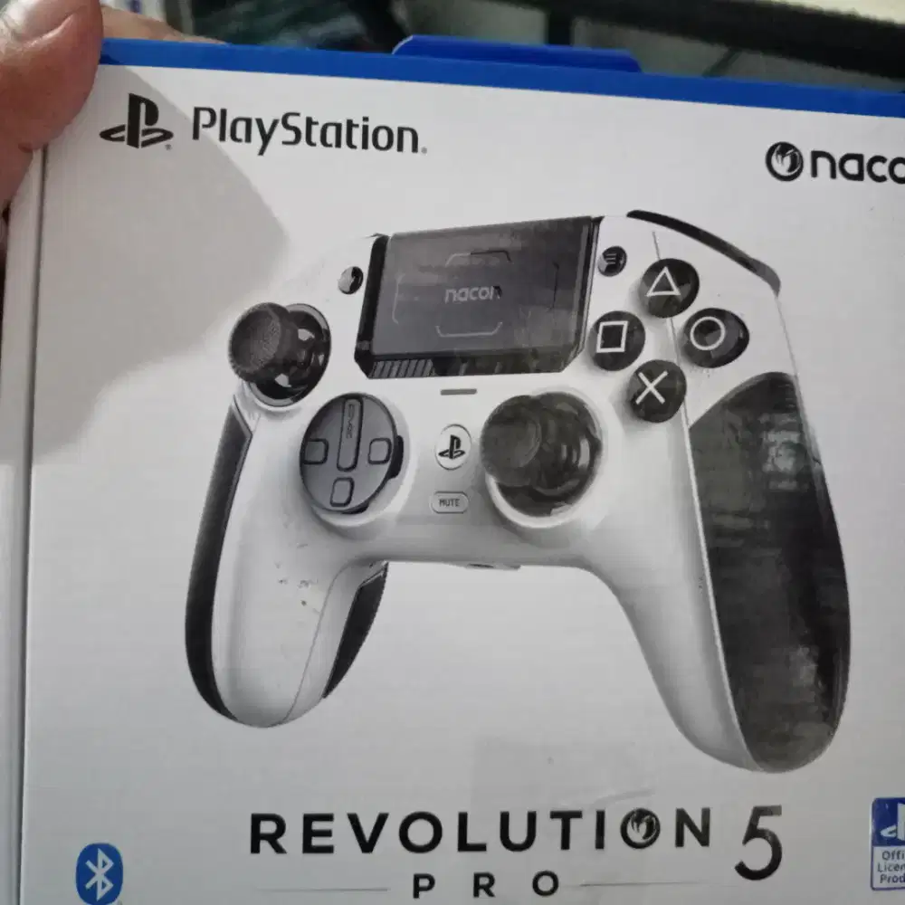 Nacon controller Revolution pro5