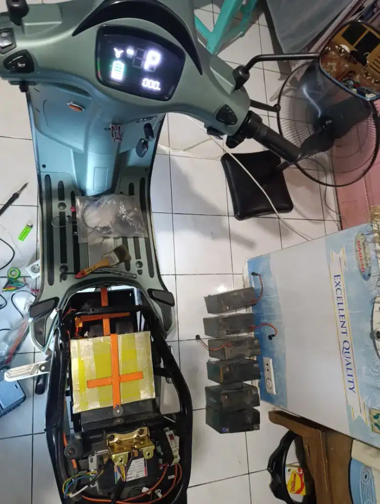 Service sepeda listrik dan motor listrik