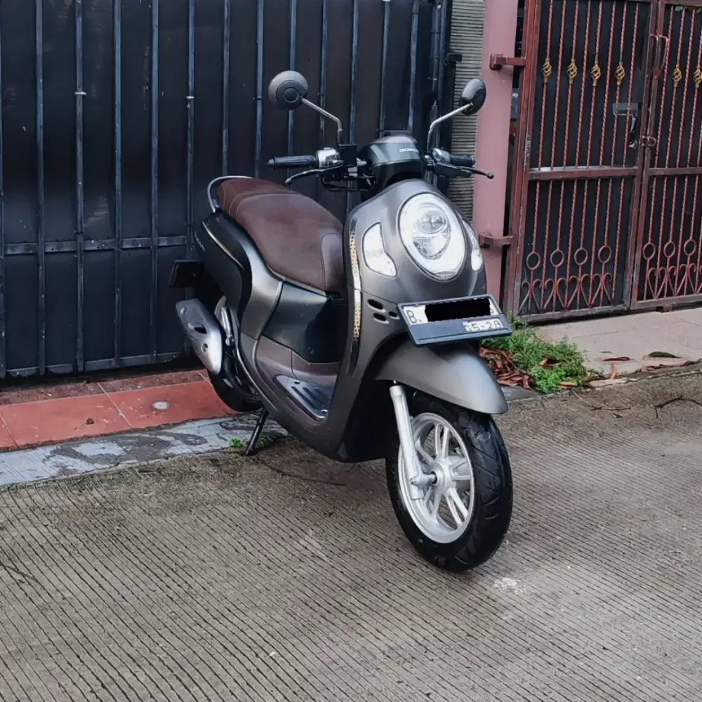 Scoopy Prestige Stylish Keyless