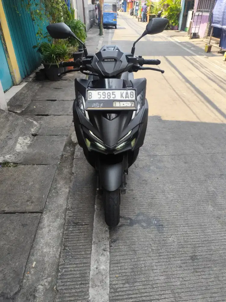 Honda vario 160 abs th 2022/11 km low istimewa