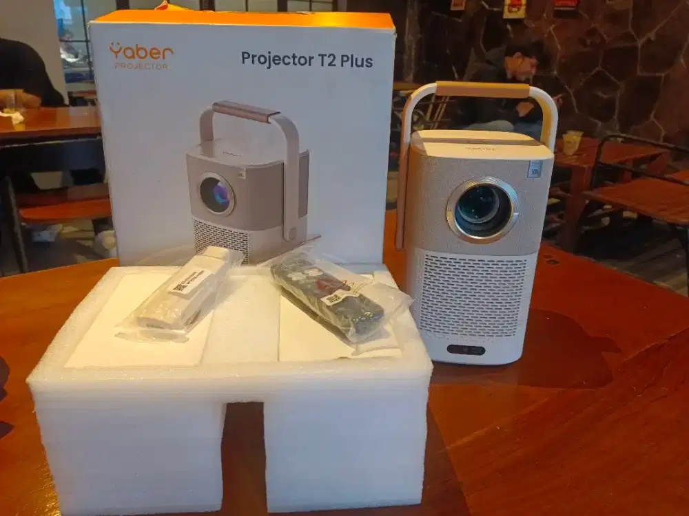 Yaber T2 Plus Entertainment Projector