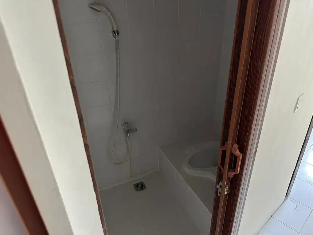 Murah !! DIJUAL APARTEMEN SHERWOOD 3+1 BR NON FURNISHED SIAP HUNI