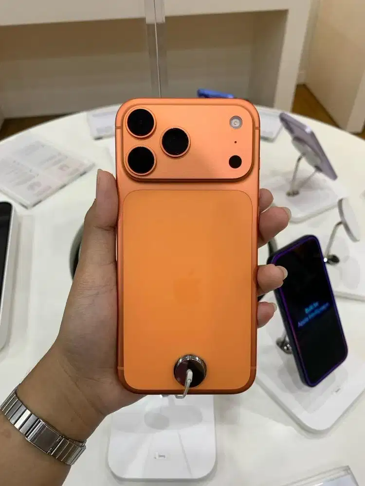 IPHONE 17 PRO MAX COSMIC ORANGE 256 GB