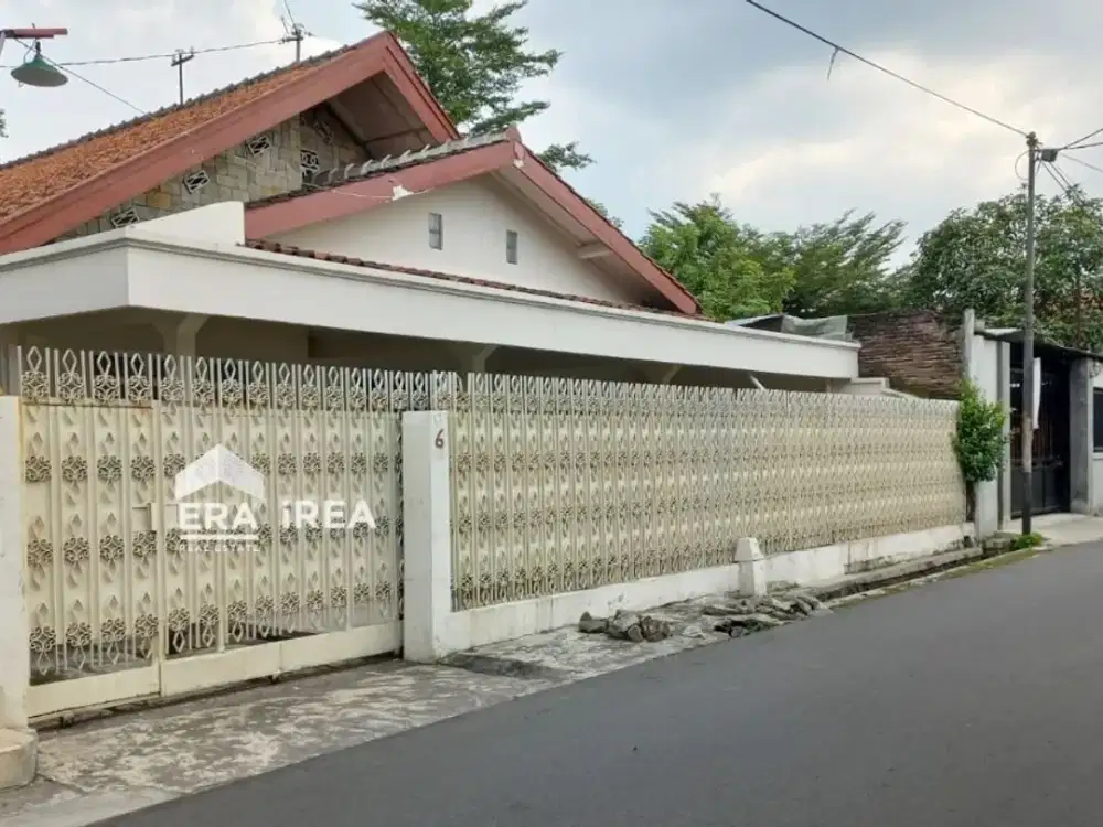 RUMAH DIJUAL DI SOLO TENGAH KOTA DEKAT MAL PARAGON